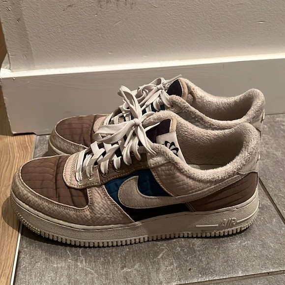 Air Force 1 - Picture 3 of 11